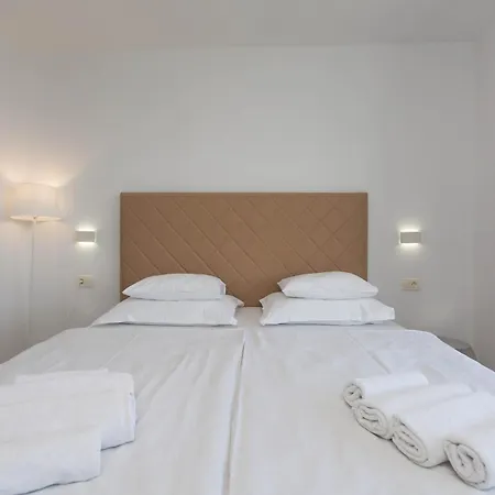 Villa White Palm Seget Vranjica